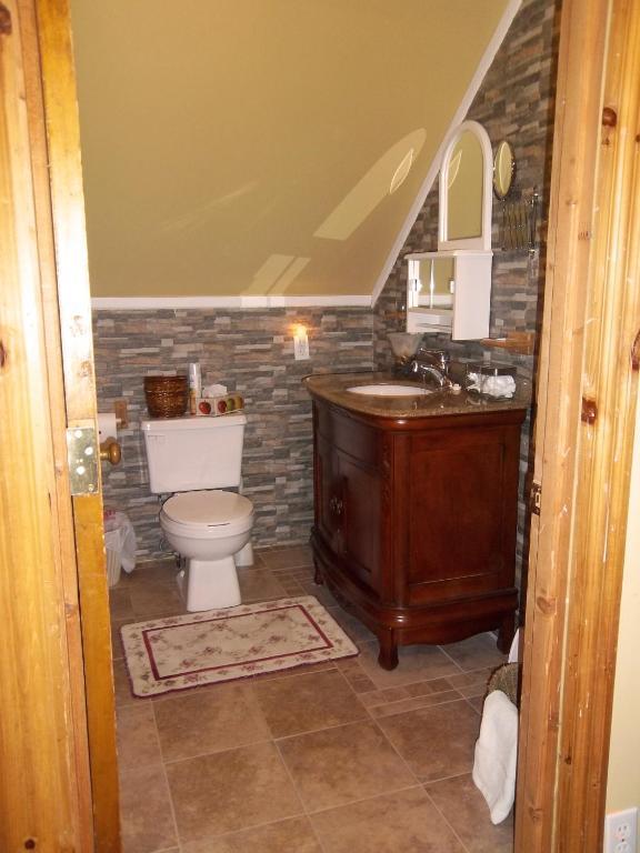 Gite La Halte Du Verger Bed And Breakfast Rivière-du-Loup Værelse billede